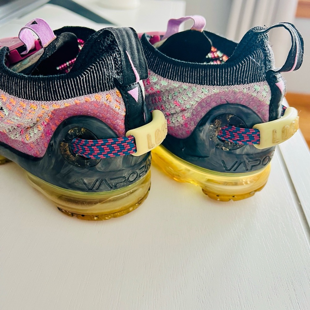 Nike Air VaporMax 2020 Flyknit Violet Ash Multicolor women’s size 6.5y - Picture 9 of 9